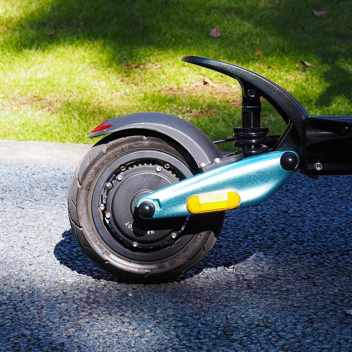 NANROBOT LIGHTNING PRO Electric Scooter - Wheels of America